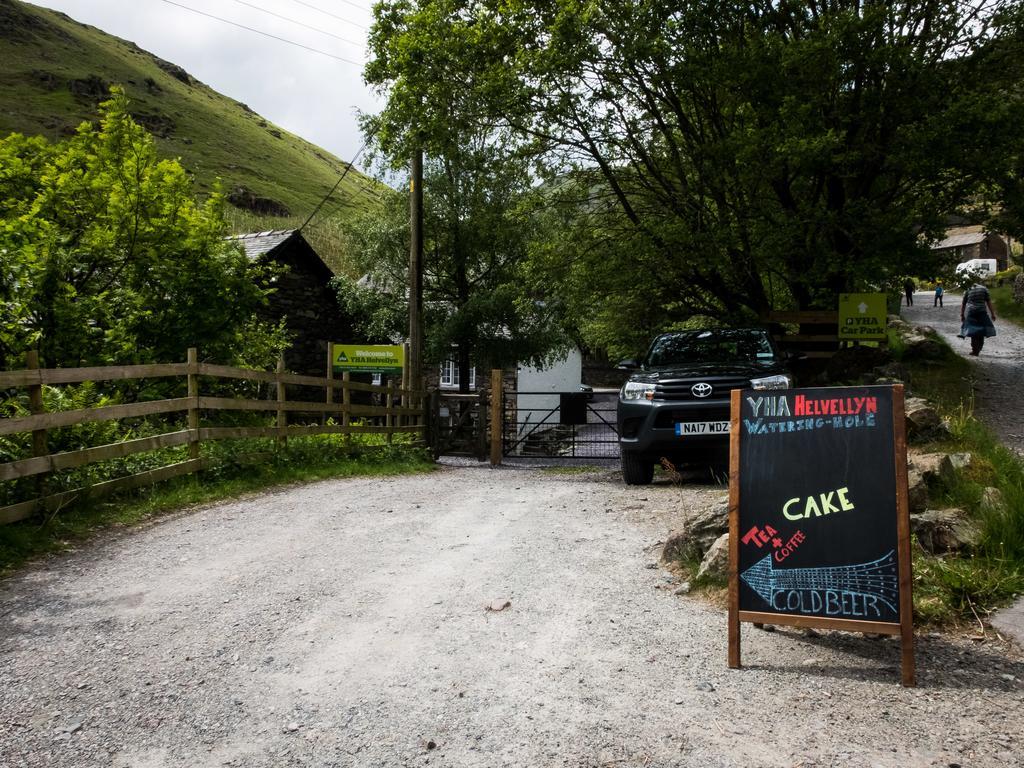 Yha Helvellyn Hostel Glenridding Exterior photo